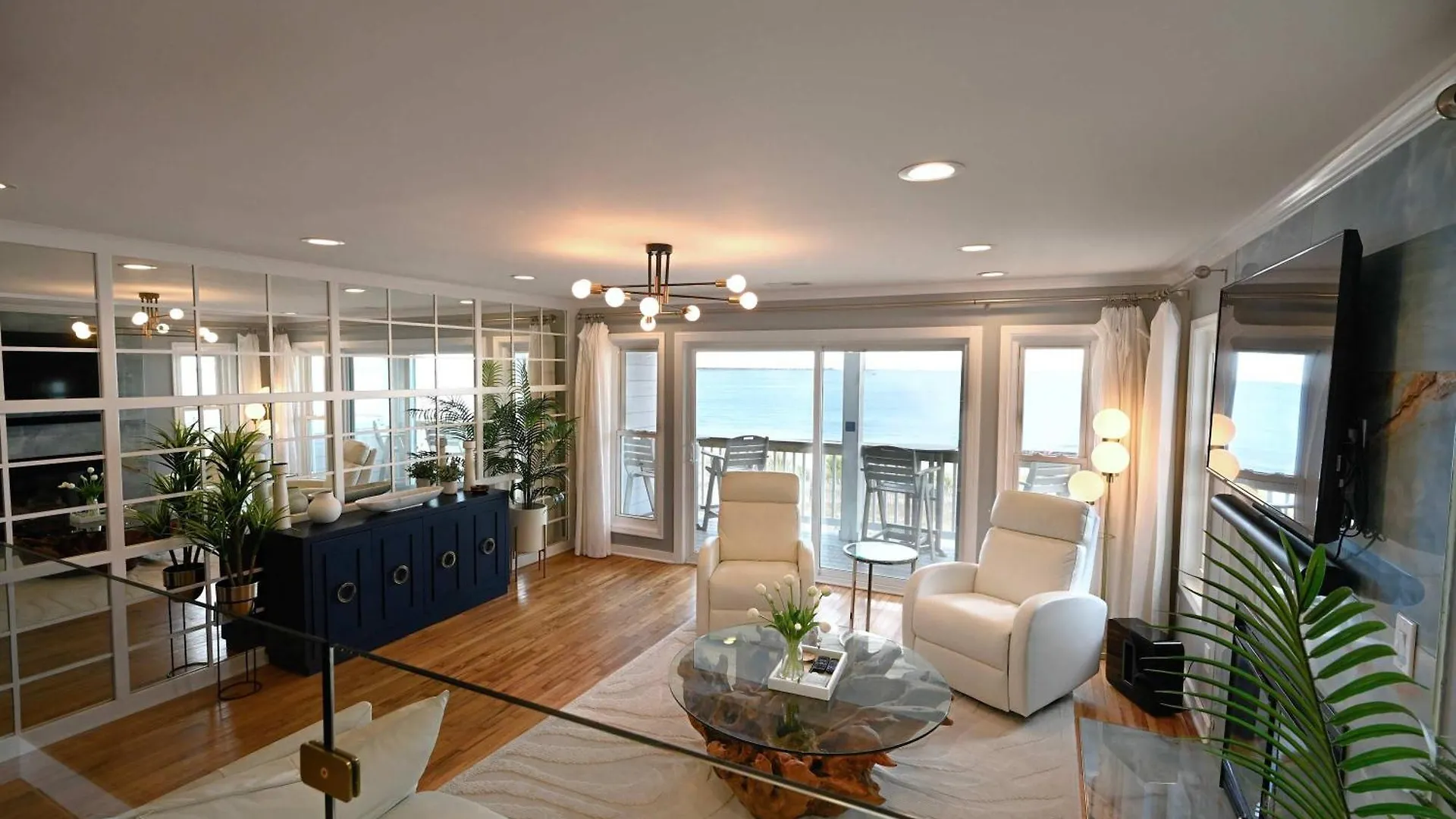 Holiday home Modern 4Bdr Oceanfront Home Virginia Beach United States