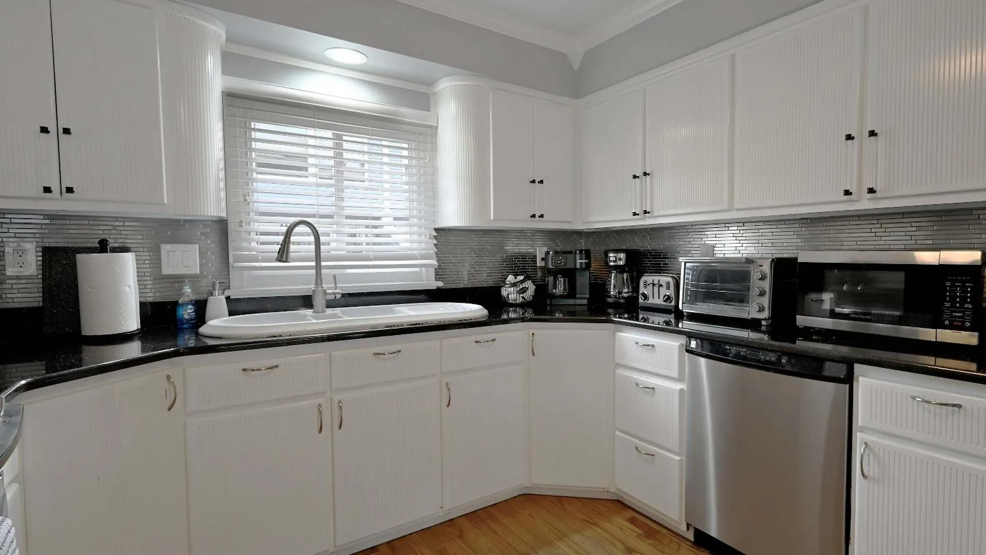 Modern 4Bdr Oceanfront Home Virginia Beach Holiday home